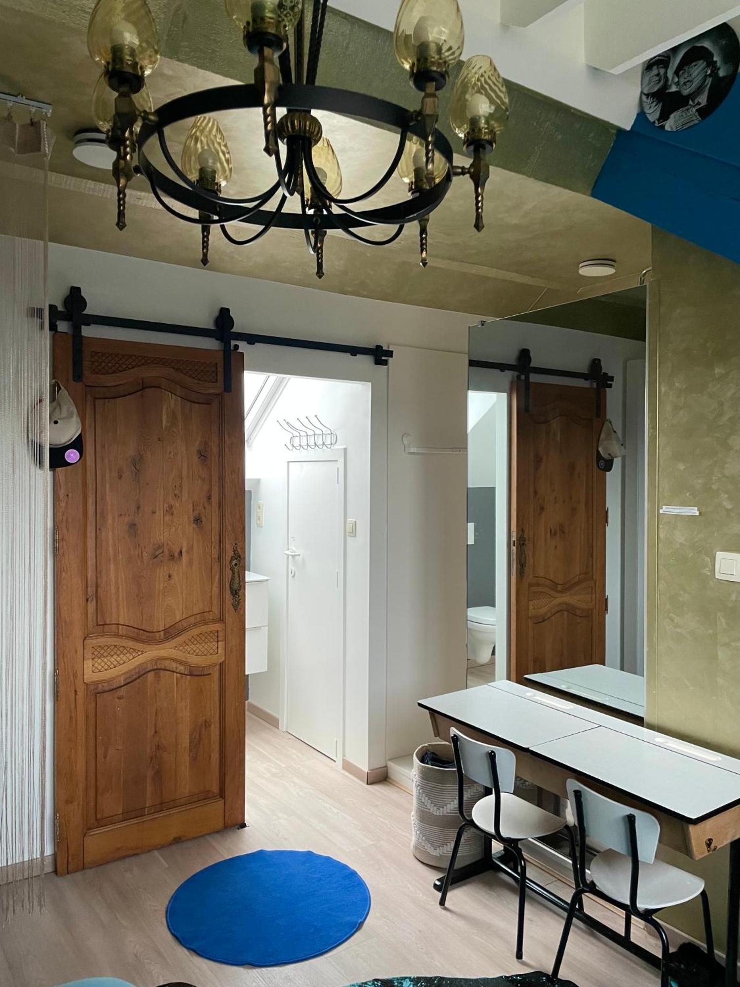 on-ge-woon Villa Hasselt Buitenkant foto